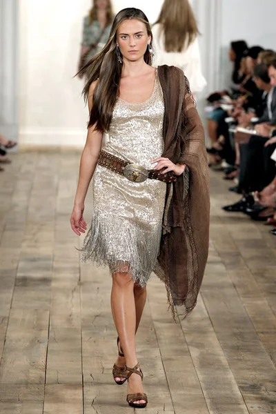 Look 44